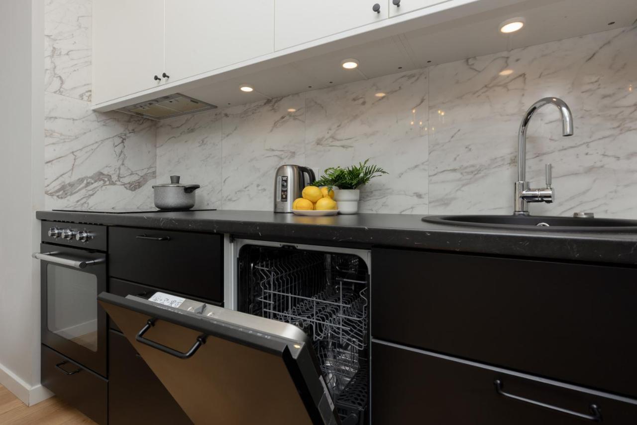 Modern Apartment With Balcony Mokotow Business Centre By Noclegi Renters Varsovie Extérieur photo