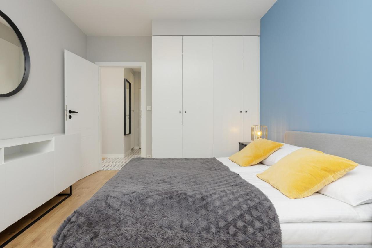 Modern Apartment With Balcony Mokotow Business Centre By Noclegi Renters Varsovie Extérieur photo
